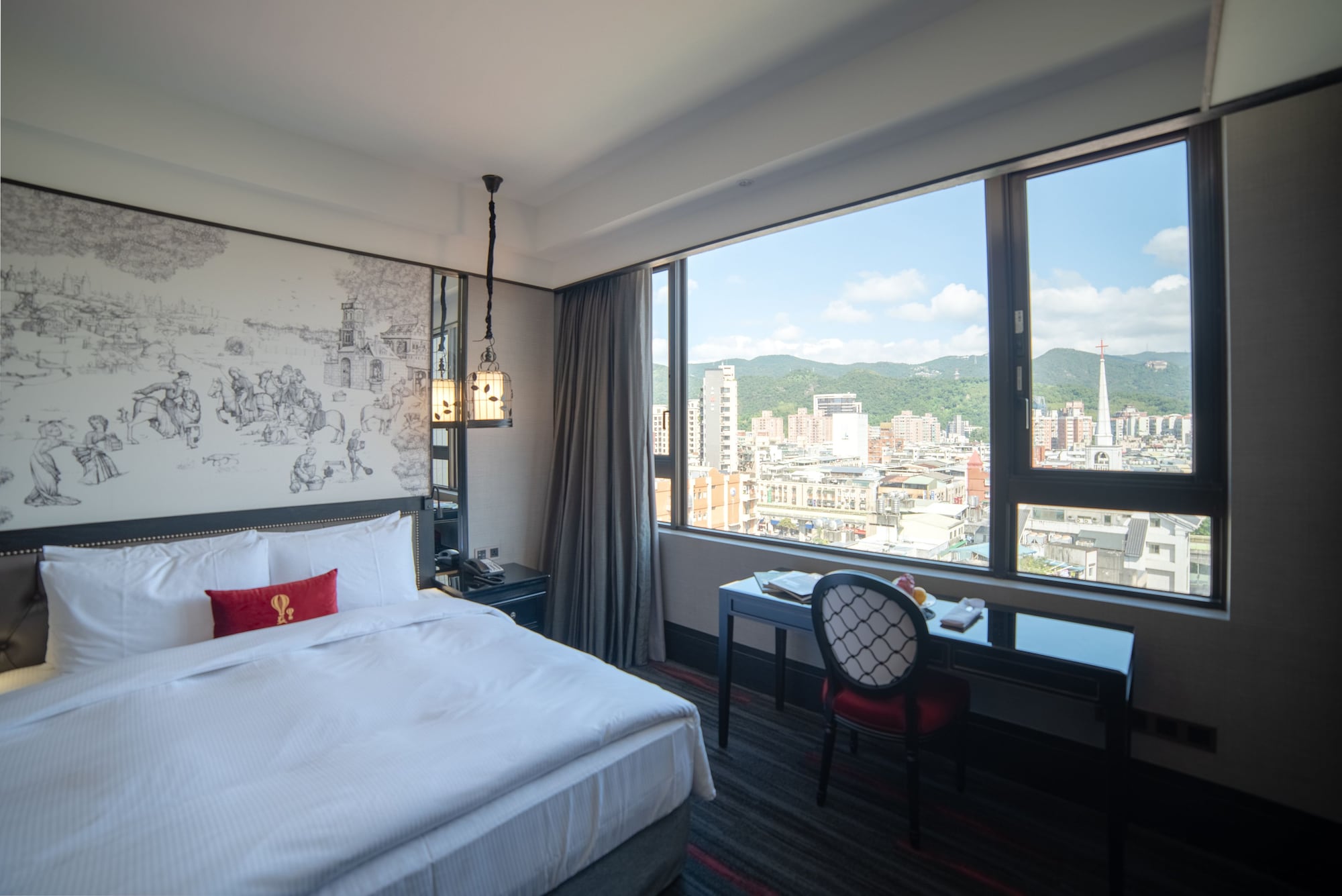 SUPERIOR, DOUBLE BED