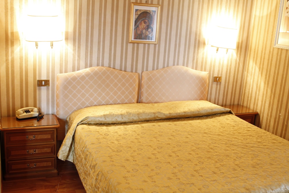 Hotel Viminale 21/50