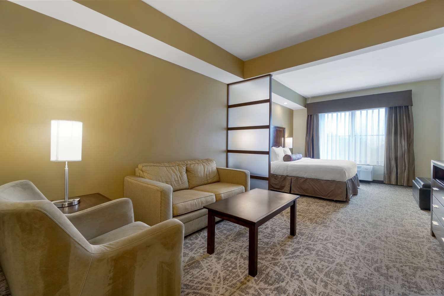 Best Western Plus Lacey Inn & Suites 6/9