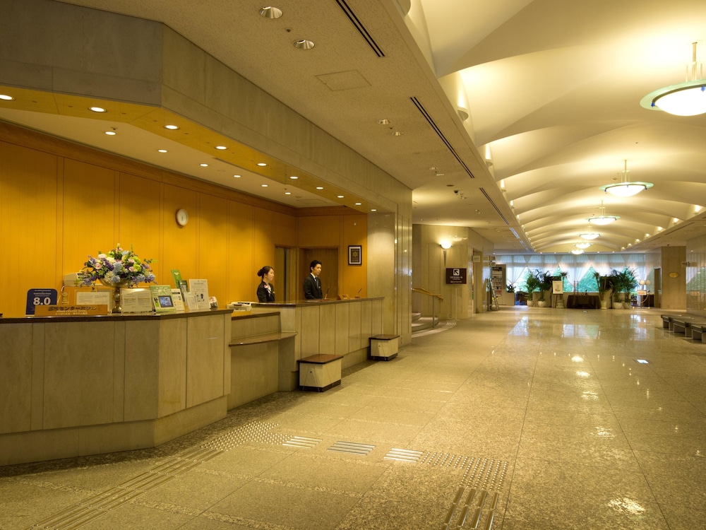 Toshi Center Hotel 8/65