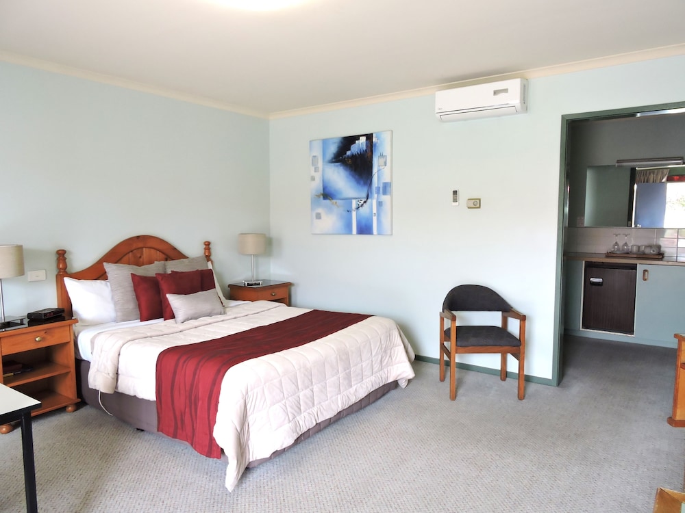Melaleuca Motel 5/20