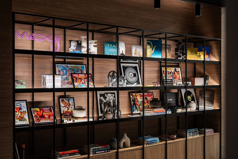 Moxy Bangkok Ratchaprasong 26/50