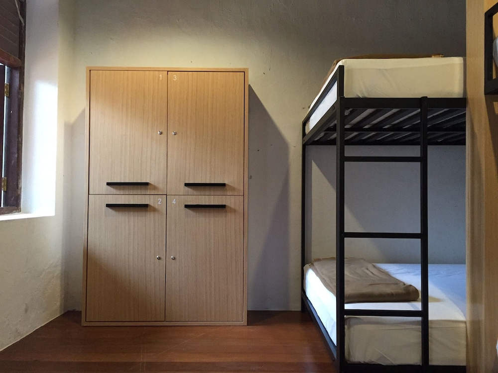 The Frame Guesthouse 17/55