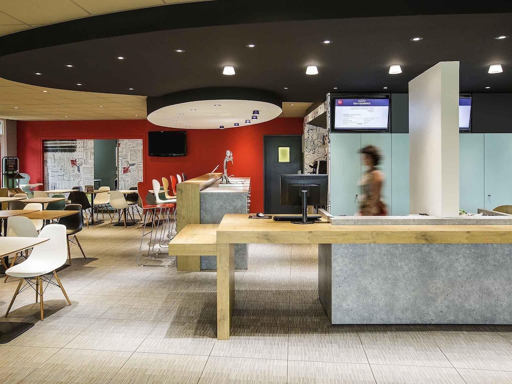 Ibis Rennes Cesson 10/76