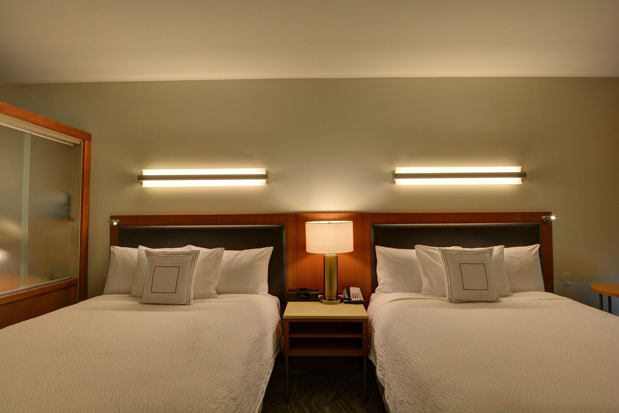 Studio, Multiple Beds