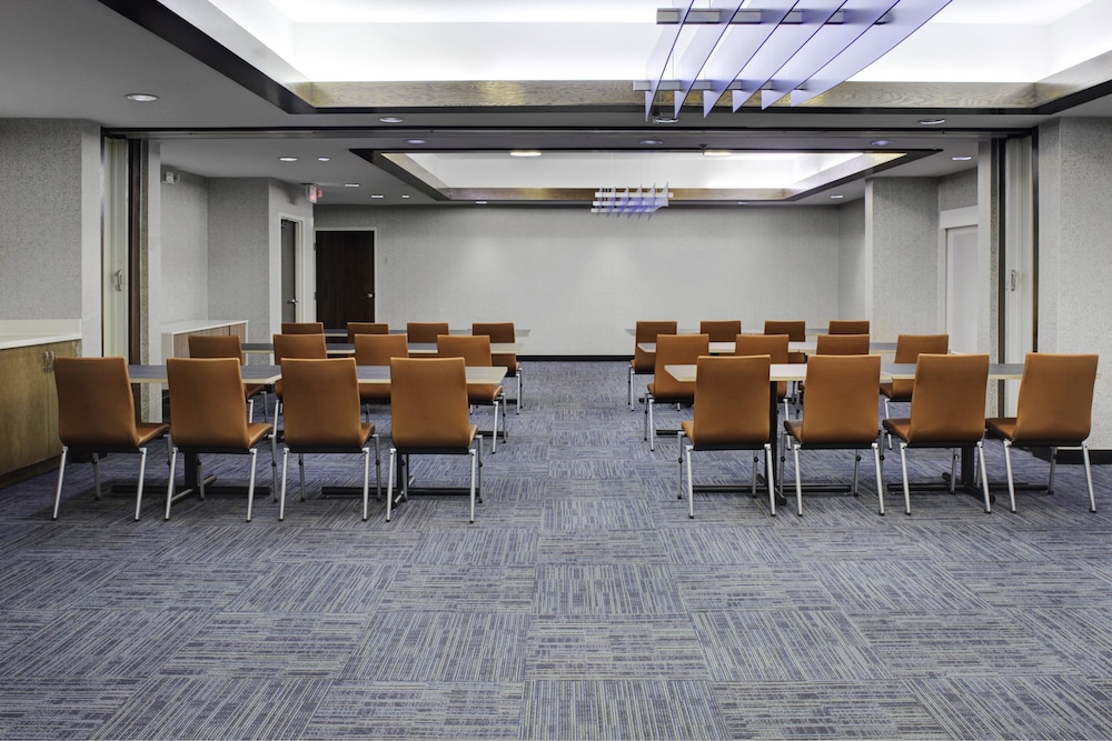 Holiday Inn Express Chester 41/43