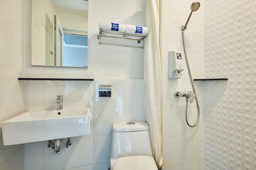 ibis budget Singapore Ruby 59/59