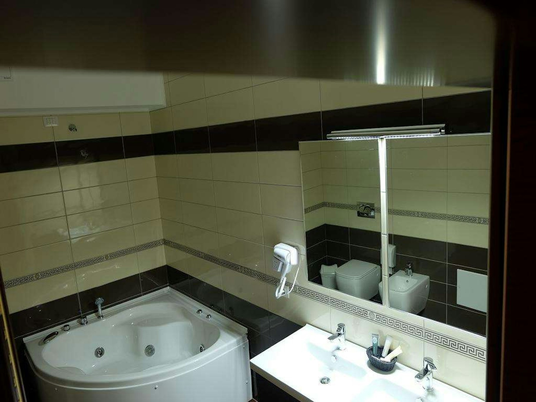 Rozafa Hotel 34/34