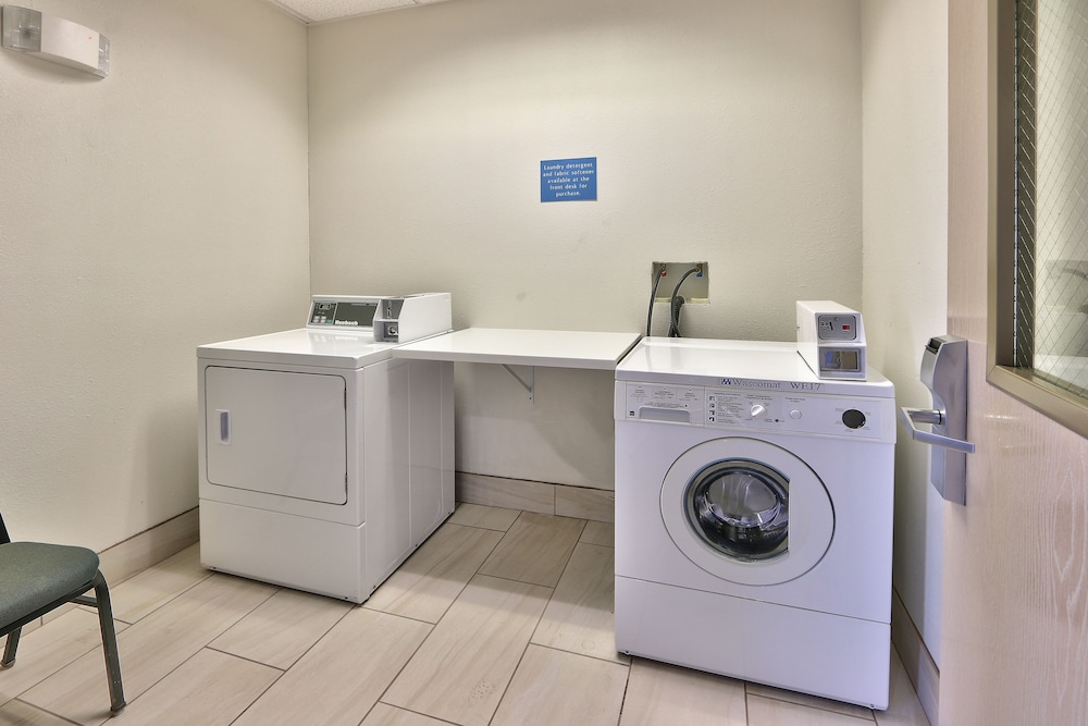 Holiday Inn Express Hotel And Suites Portales 29/70