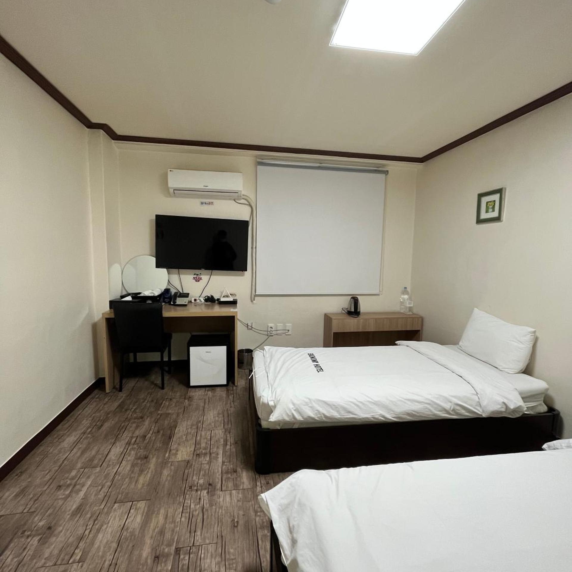 Plus, Double Bed