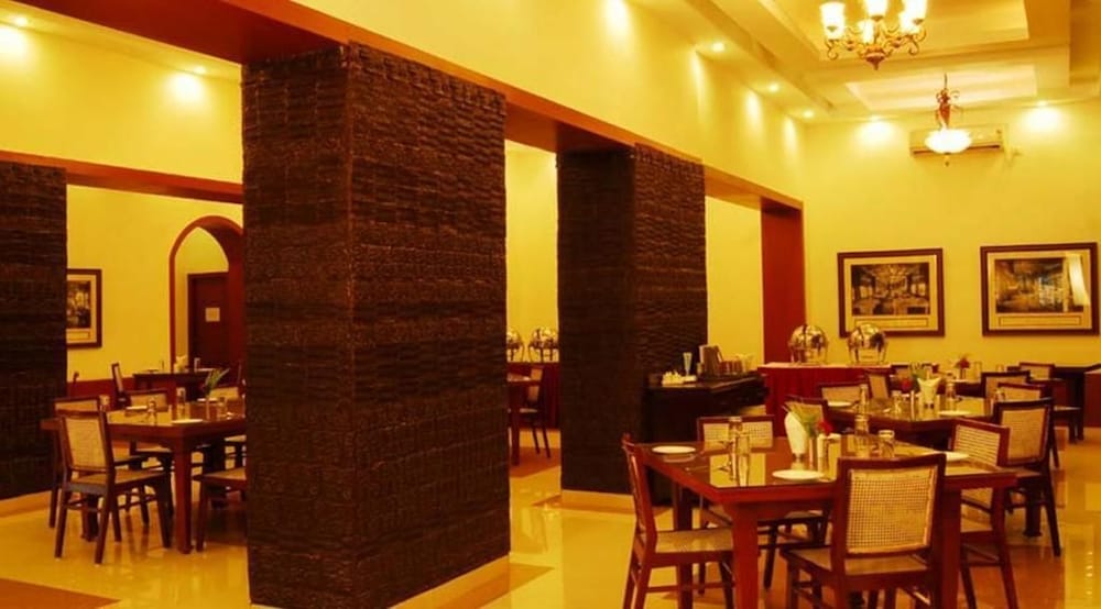 Chanakya Bnr Hotel 29/50