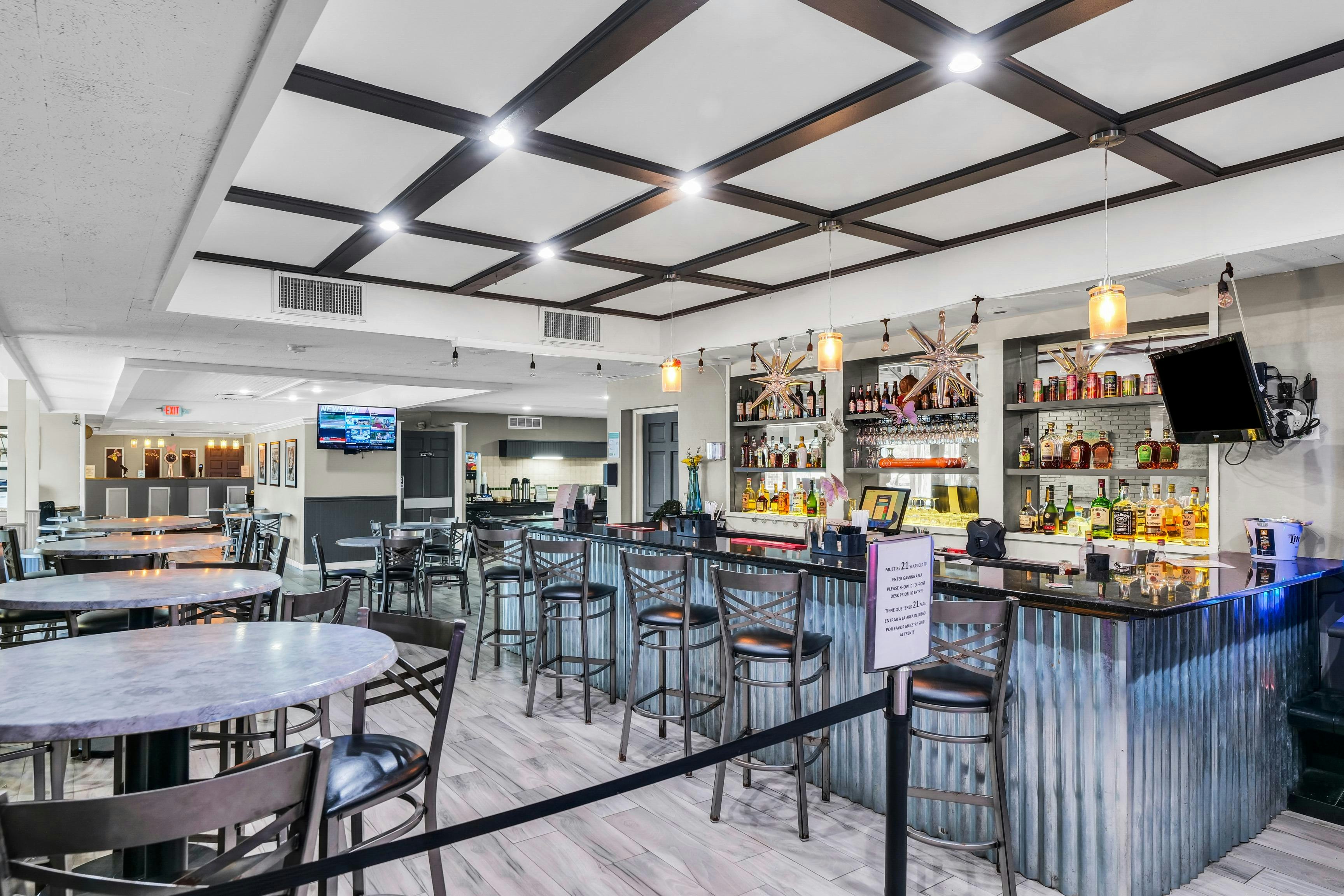 Red Lion Inn & Suites Urbana 39/60