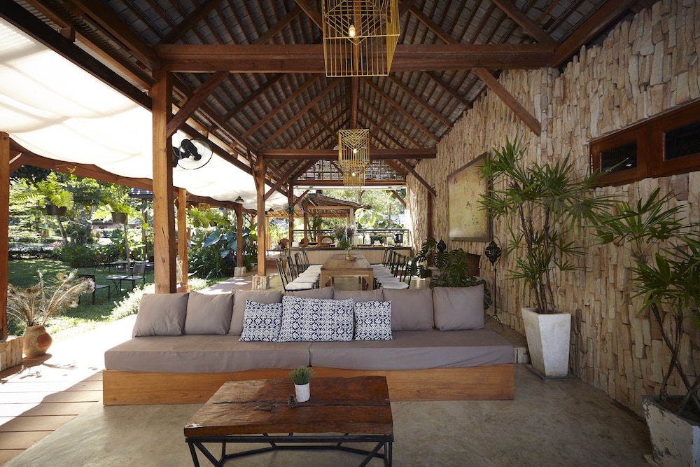 House Of Love At Pai 41/67