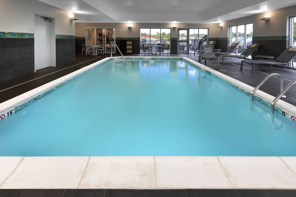TownePlace Suites by Marriott St. Louis Edwardsville, IL 6/46