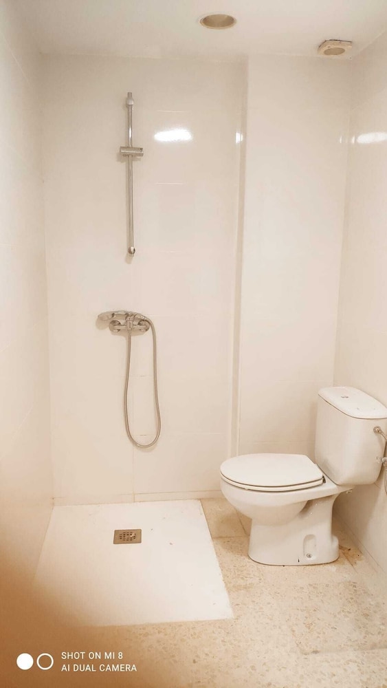 Hostal estudios 46/48