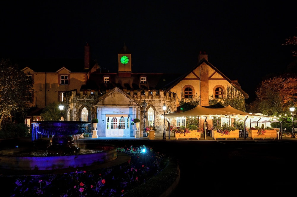 Abbey Court 4/61