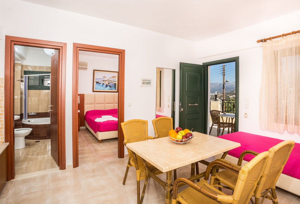 Mariamare Apts 23/36