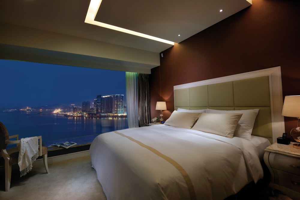 Grand Bay Hotel Zhuhai 6/50