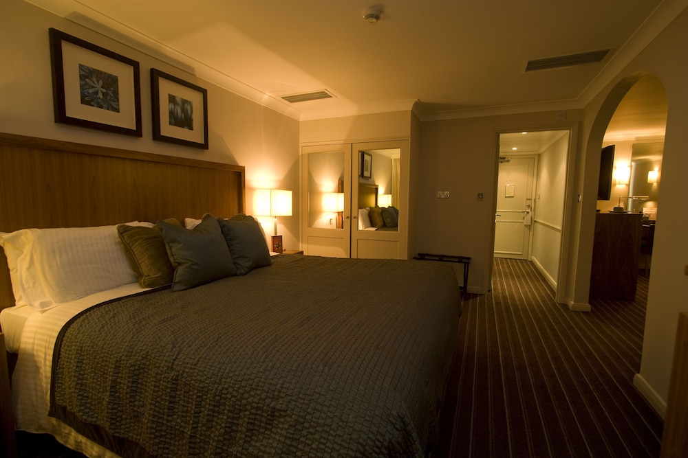 L Horizon Beach Hotel And Spa 10/63