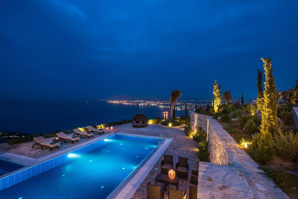 Bella Mare Villa 23/27
