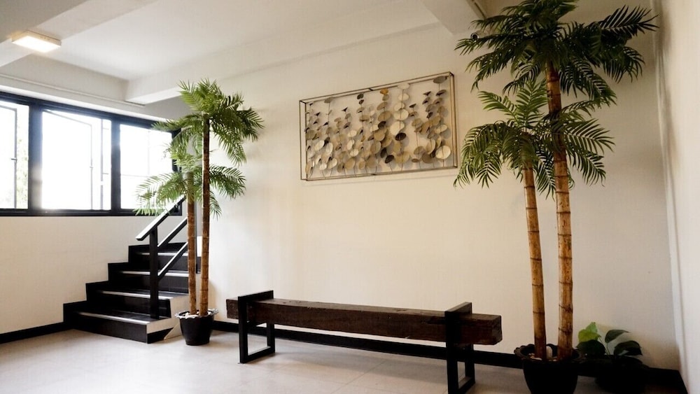 B-Black Residence 11/48