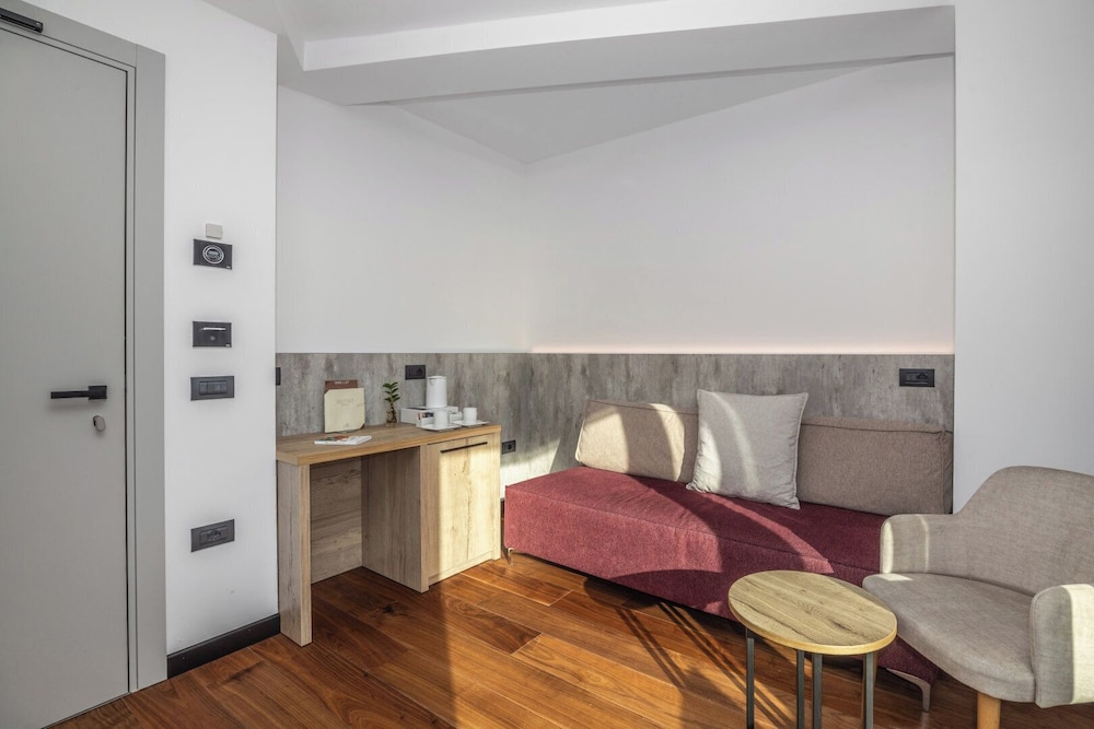 Hotel Garda 32/50