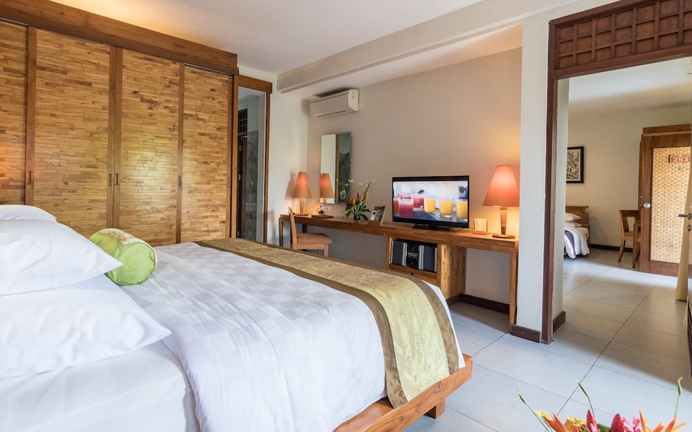 Ramayana Candidasa Beach Resort 27/77