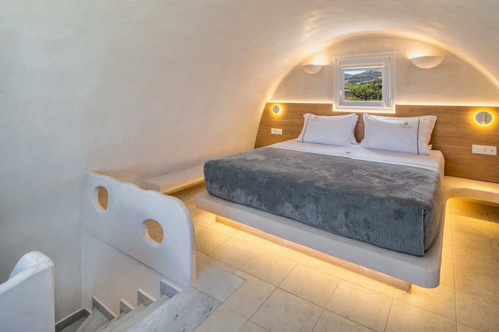 Aelia, Suite, King Bed, Sea View, Outdoor Jetted Tub