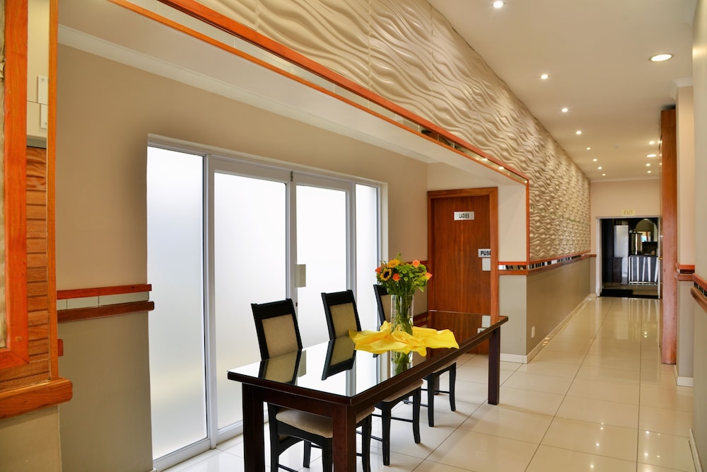 Bon Hotel Empangeni 59/79