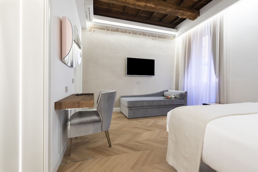 Poesis Experience Hotel 24/65