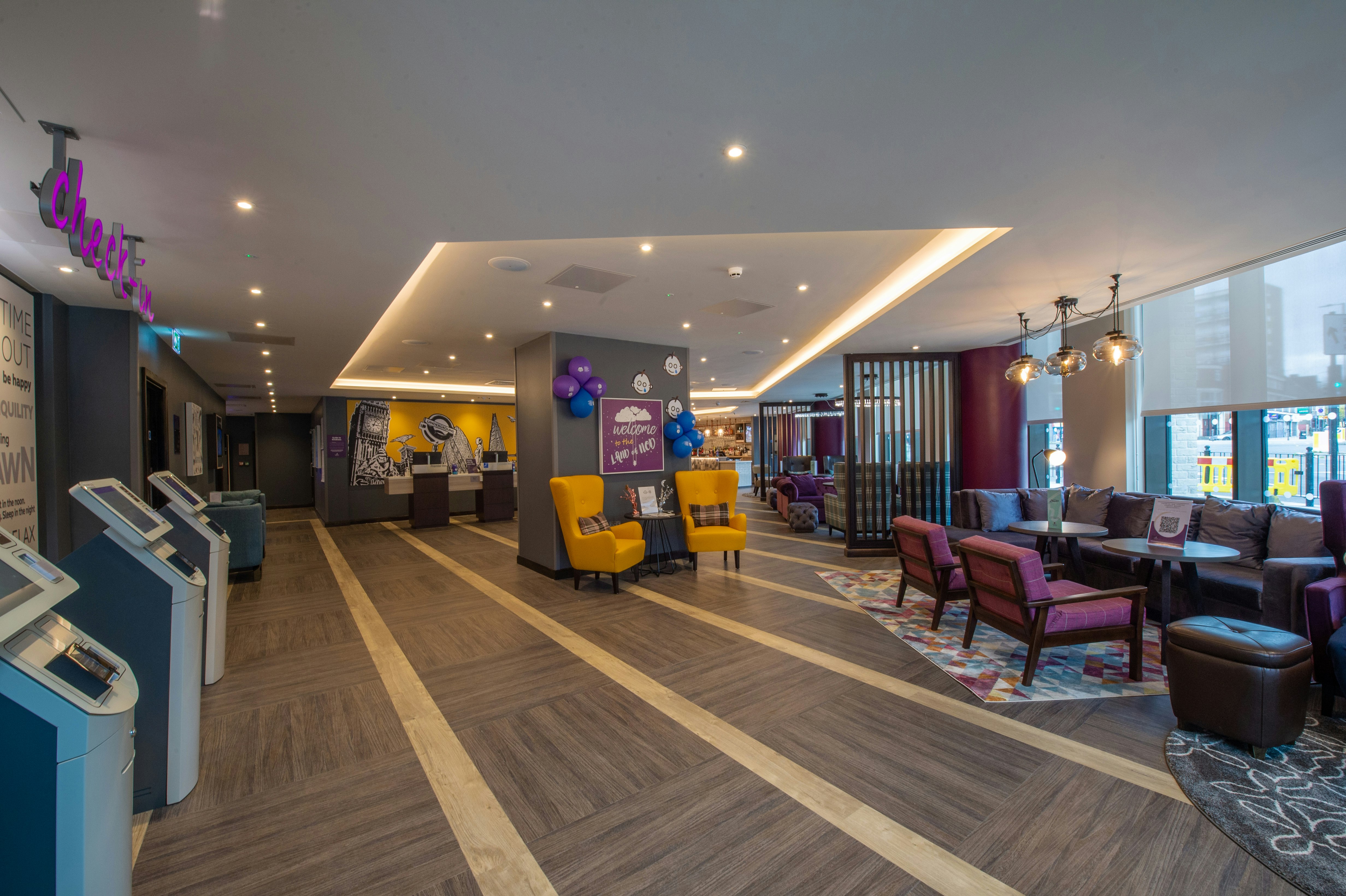 Premier Inn London Canary Wharf (Westferry) 30/33