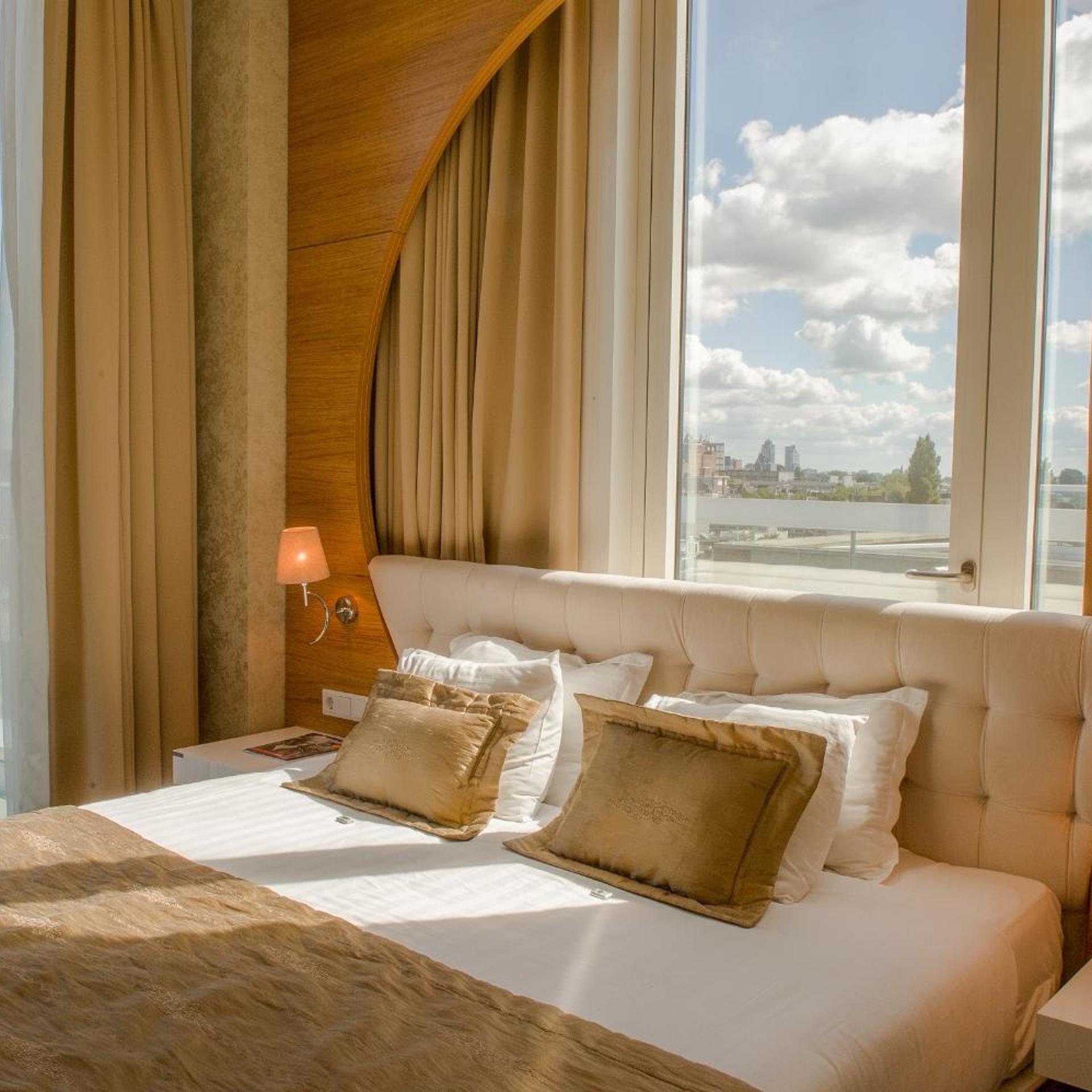 Penthouse Suite, City View, Terrace