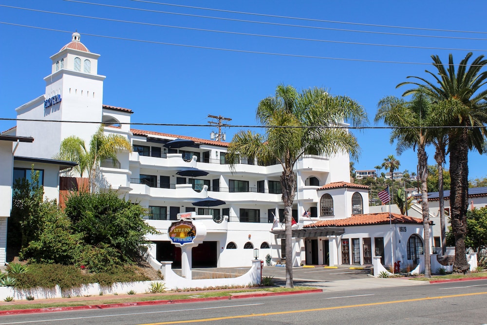 The Surfbreak Hotel 57/63