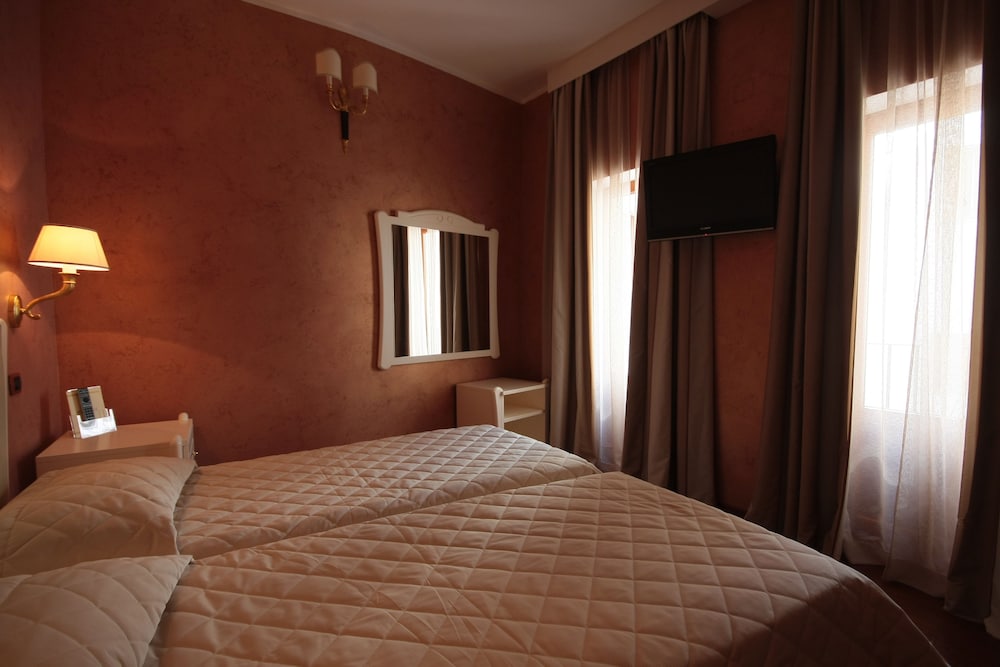 Hotel Rojan 14/43