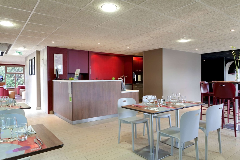 Hotel Campanile Montelimar Les Tourrettes 6/43