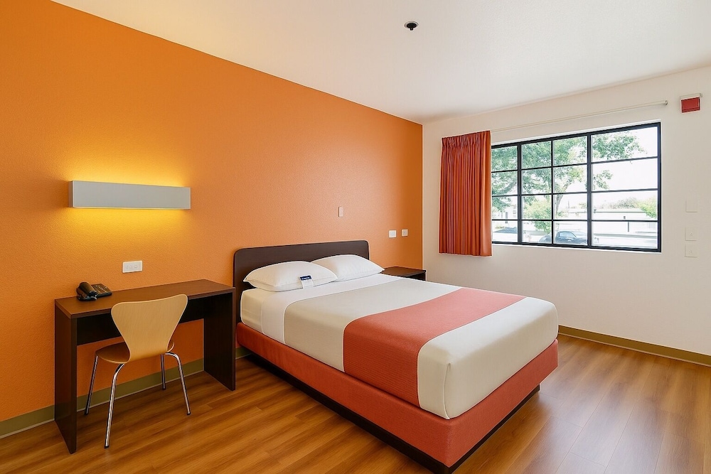 Motel6 Thousand Oaks, CA 36/49