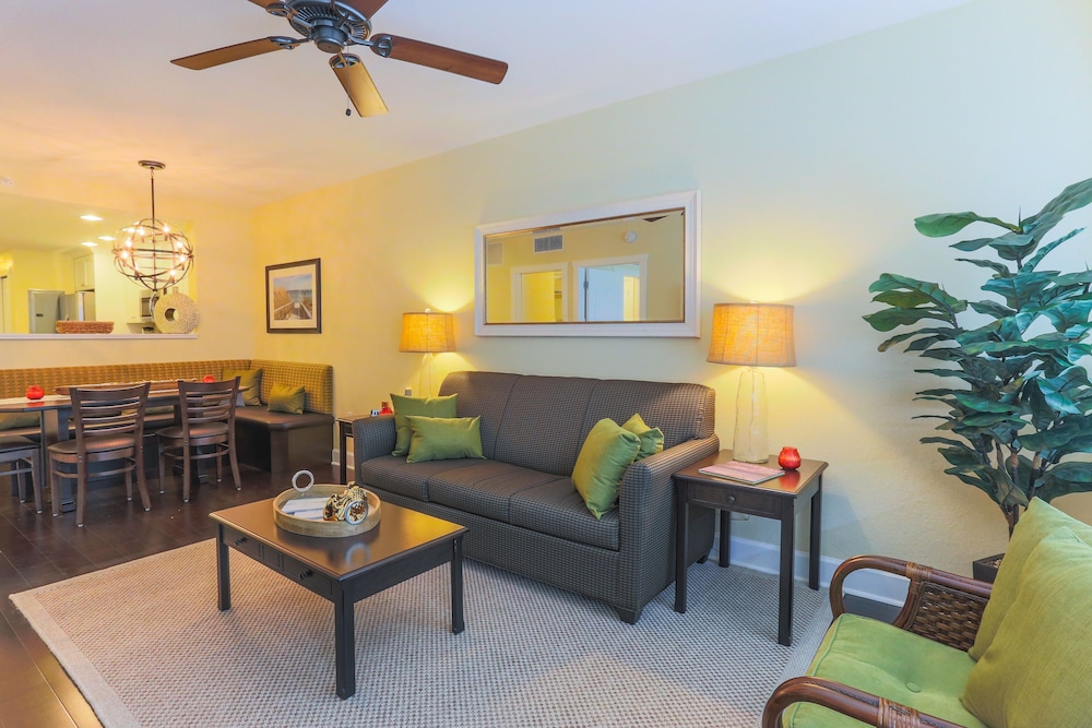 New Hotel Collection Harbourside 34/53