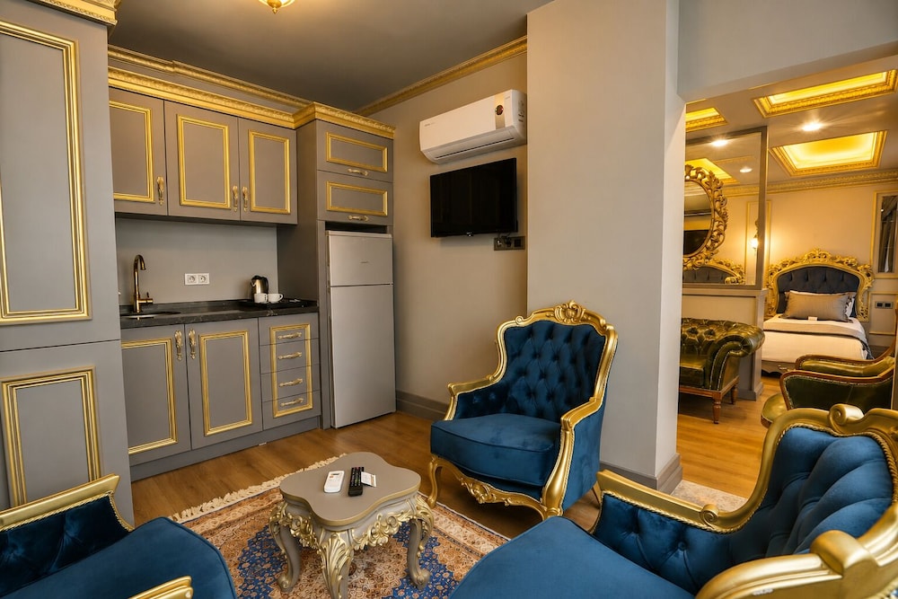 Real King Suit Otel 36/50