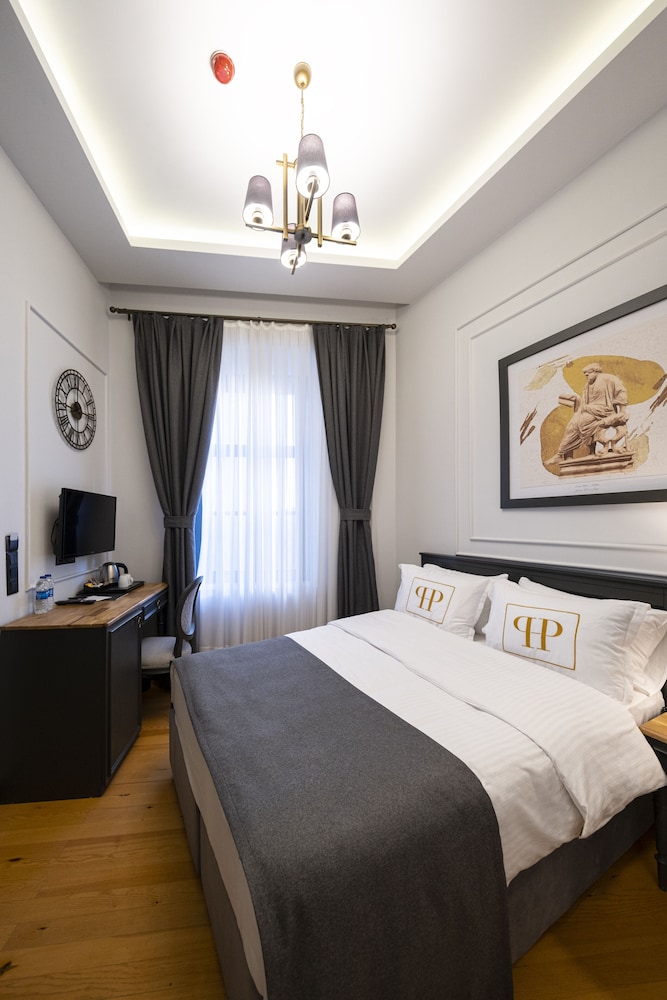 SUPERIOR, DOUBLE BED