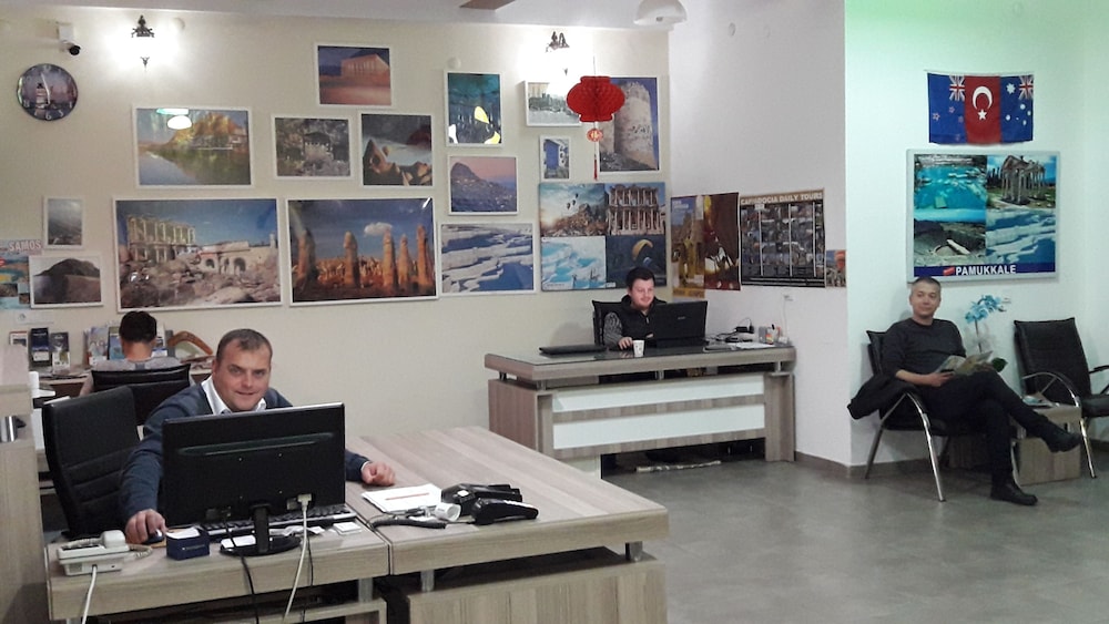 Nicea Hotel 42/60