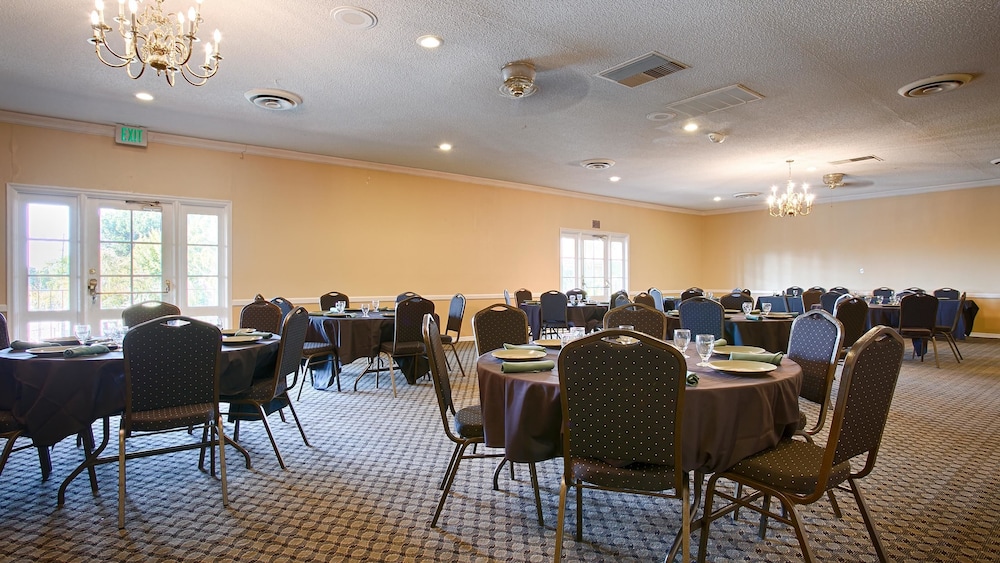 Best Western Plus Hill House 32/43