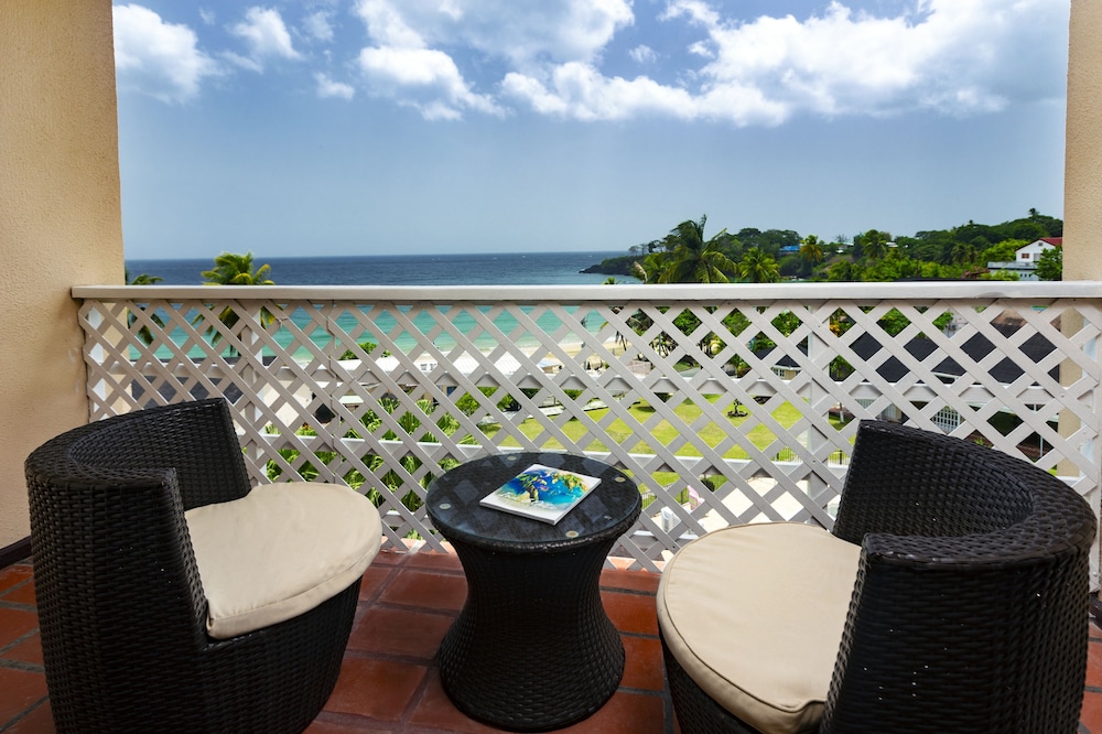 Grafton Beach Resort 20/27