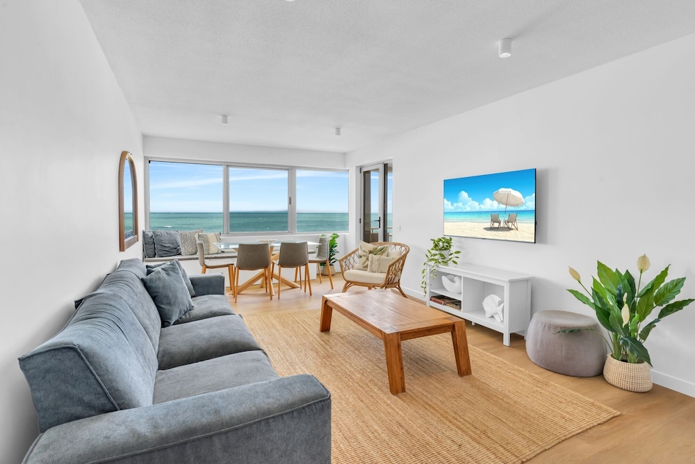 Rolling Surf Resort 48/78