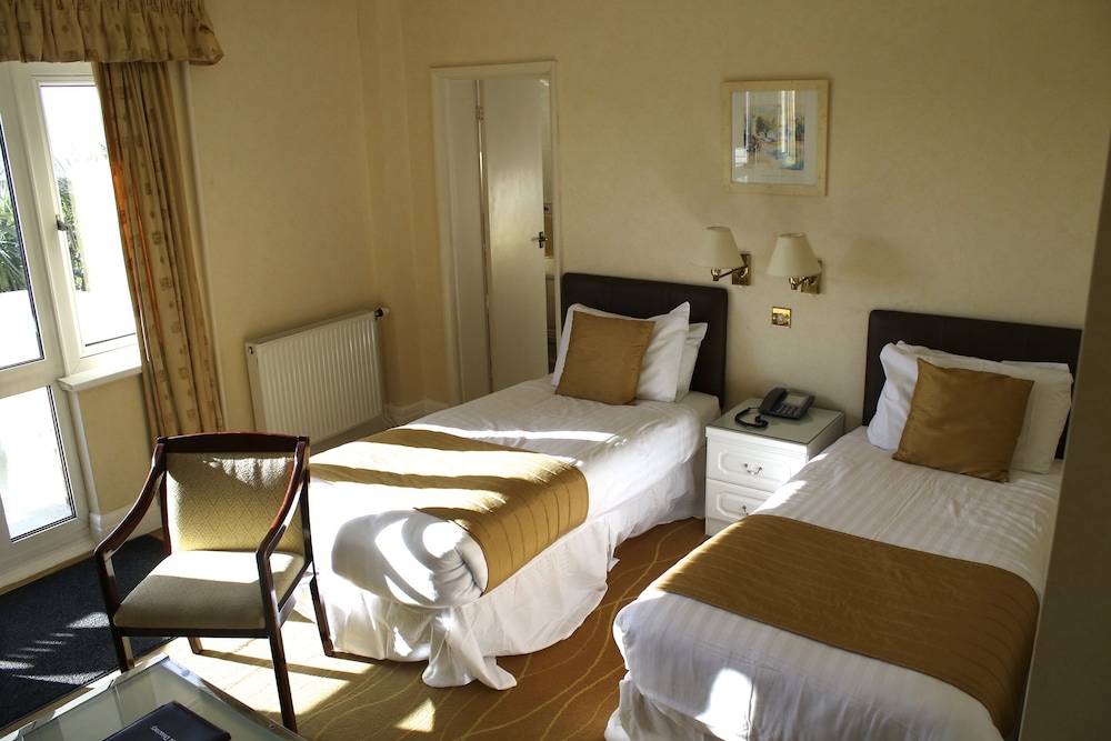 The Devoncourt Resort 9/50