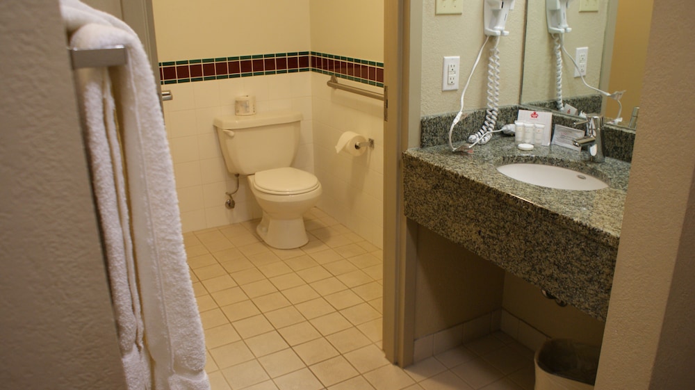 Canad Inns Destination Centre Windsor Park 12/51