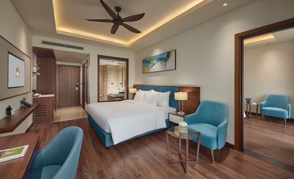 THE WATSON PREMIUM HALONG HOTEL 15/50
