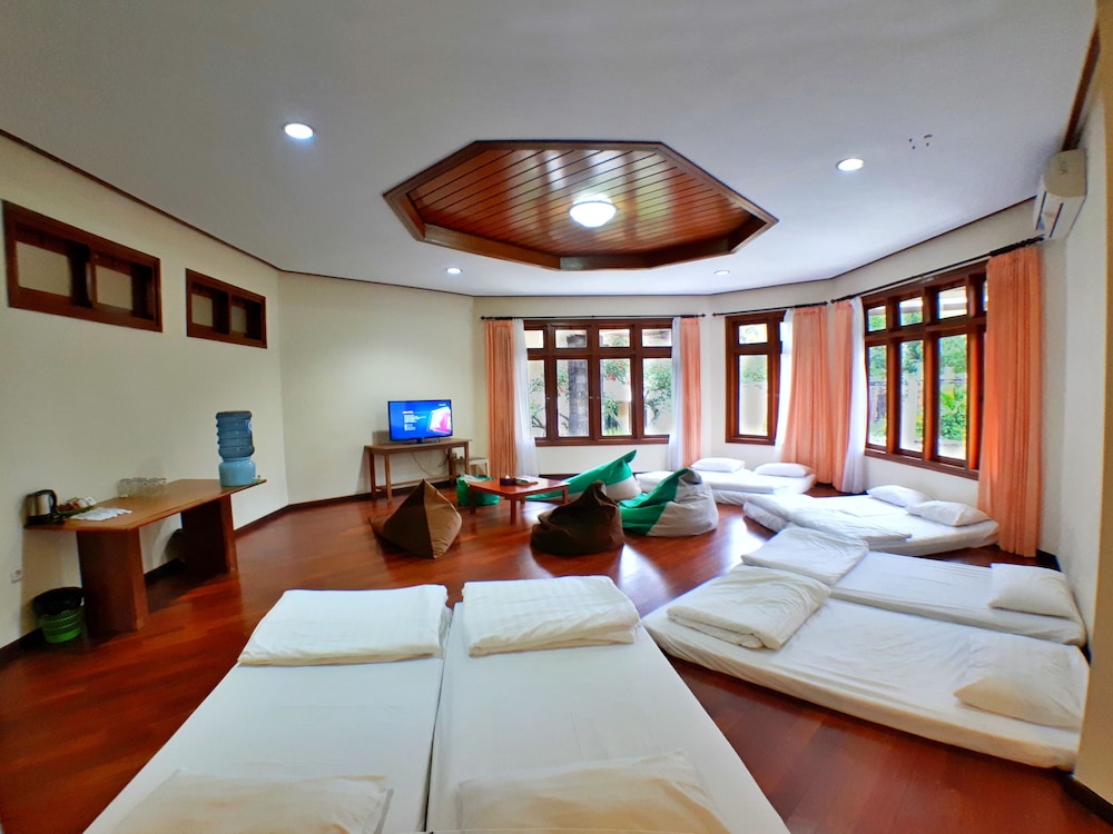 The Batu Hotel & Villas 36/50