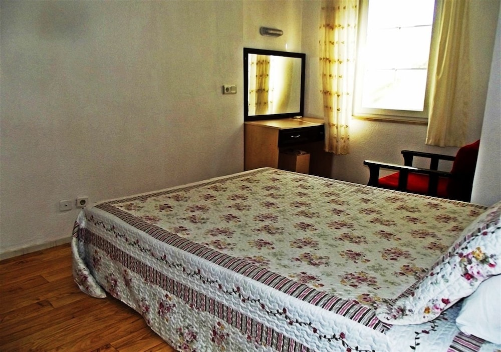 Dalyan Gurkan Apart Hotel 6/26