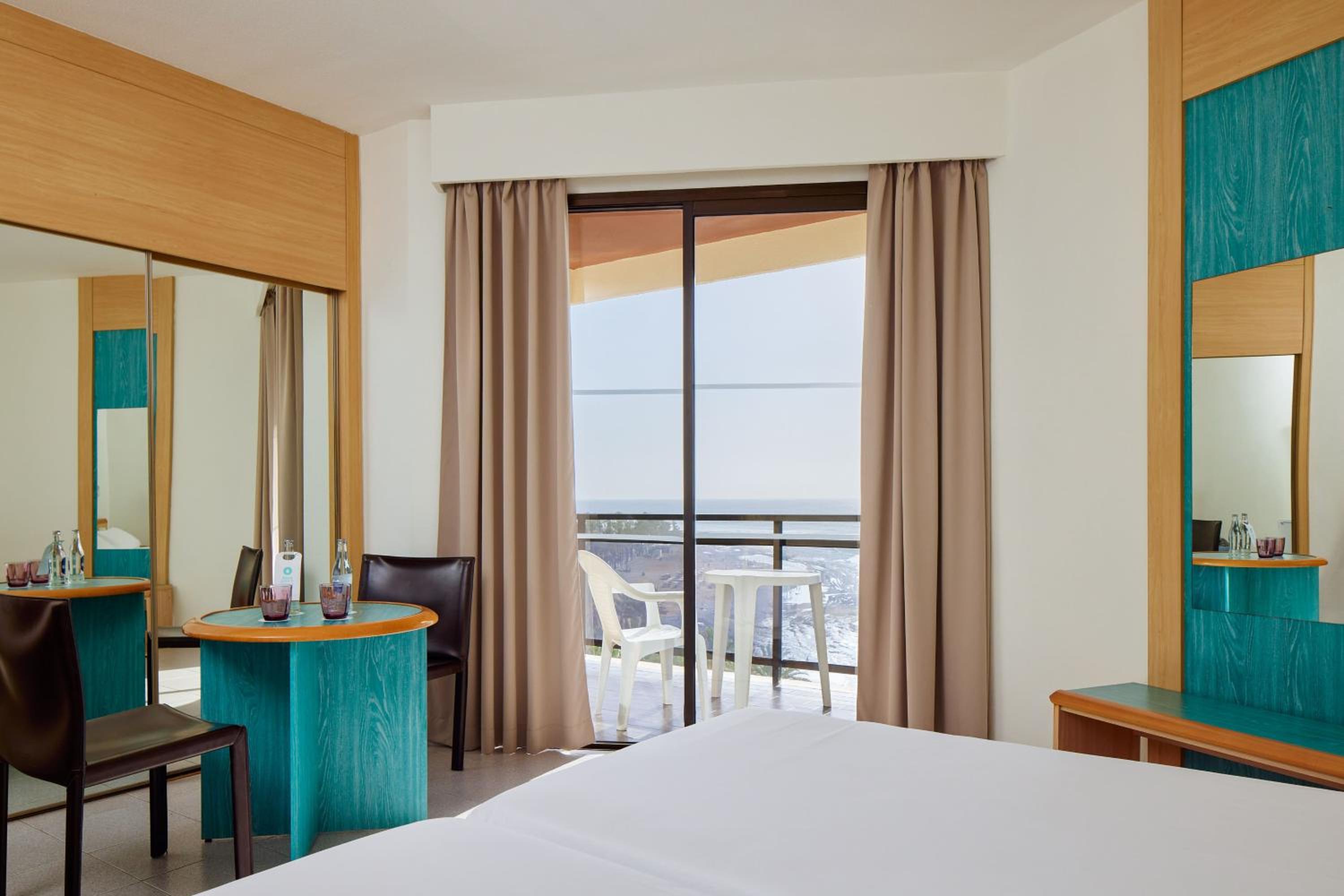Standard, Twin Beds, Sea Front