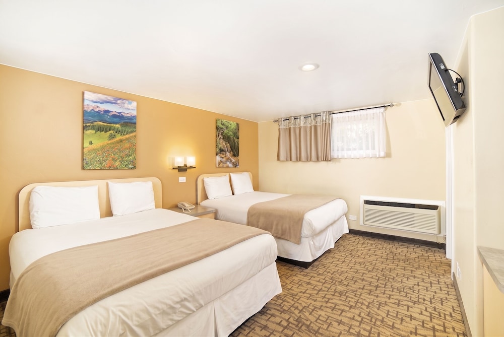 Glenwood Springs Inn 30/62